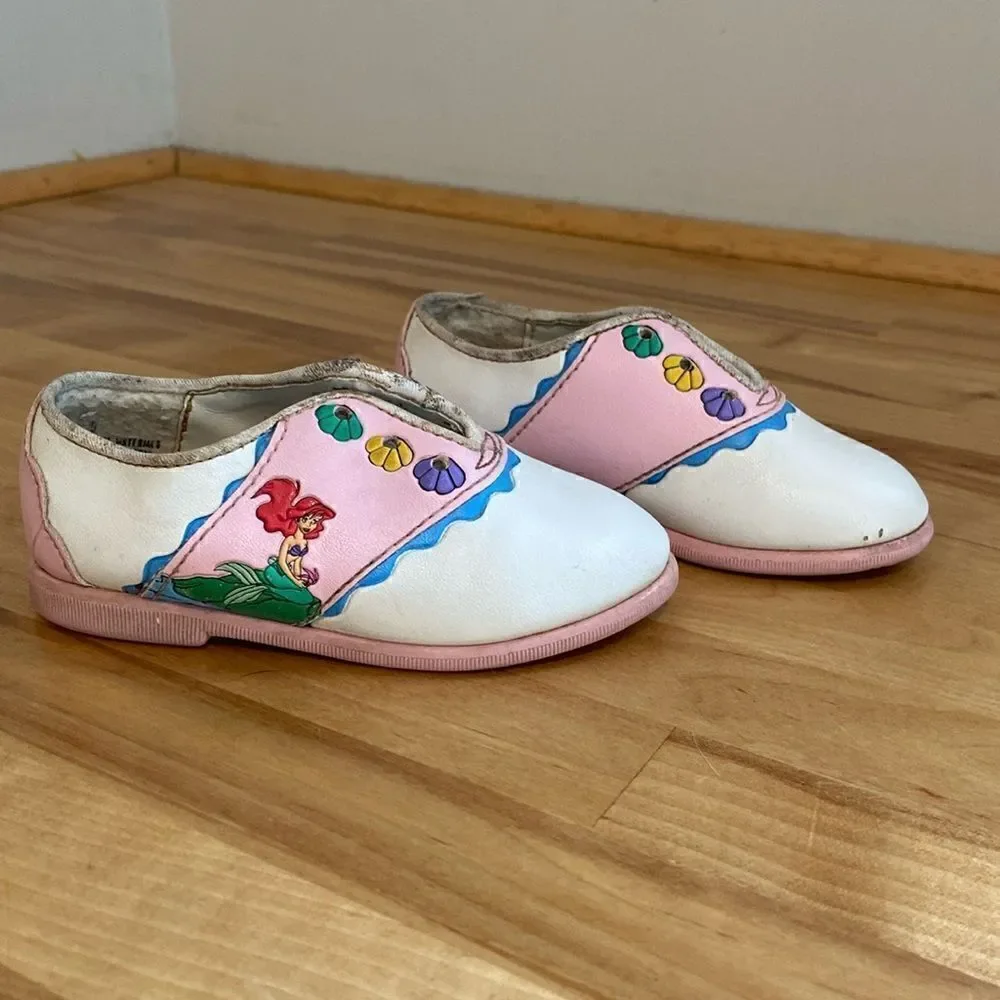 Disney Little Mermaid Children's Vintage Pink & White Oxford Flat Loafer Size 5
